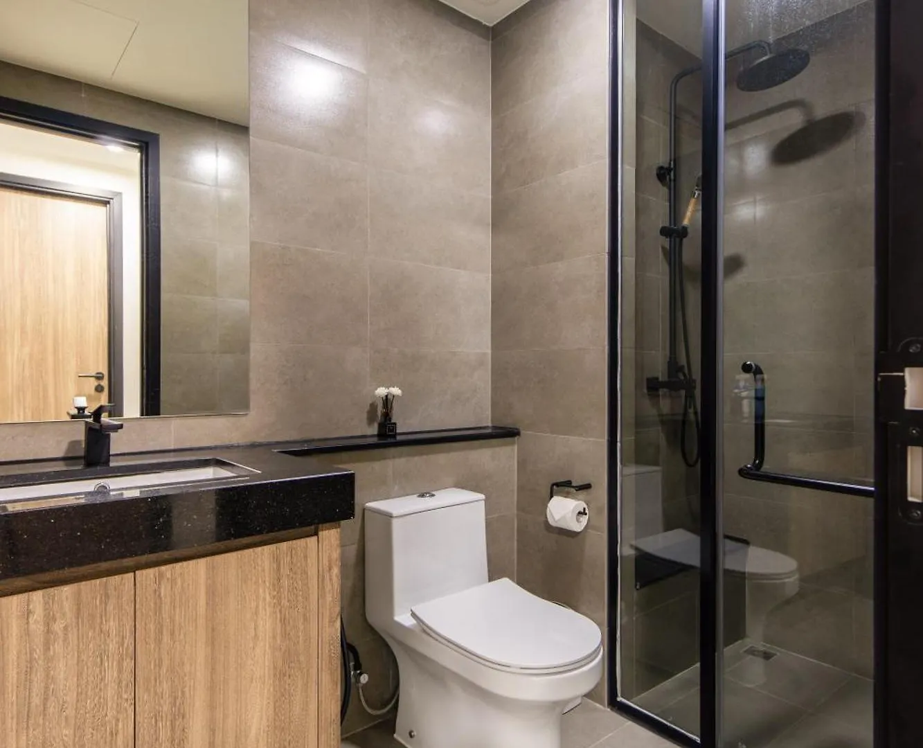 Tropical House - New Apartment At Delasol Hô Chi Minh-Ville