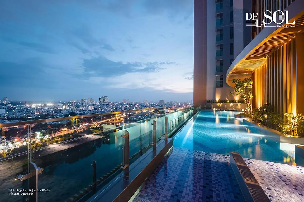 Tropical House - New Apartment At Delasol 호치민