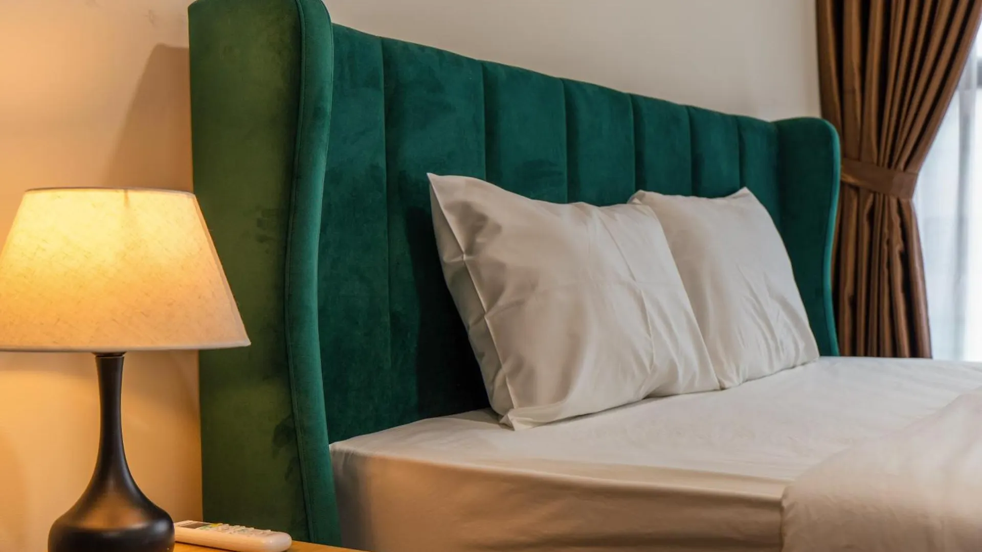 Tropical House - New Apartment At Delasol Ho Chi Minh City 0*,  Vietnam