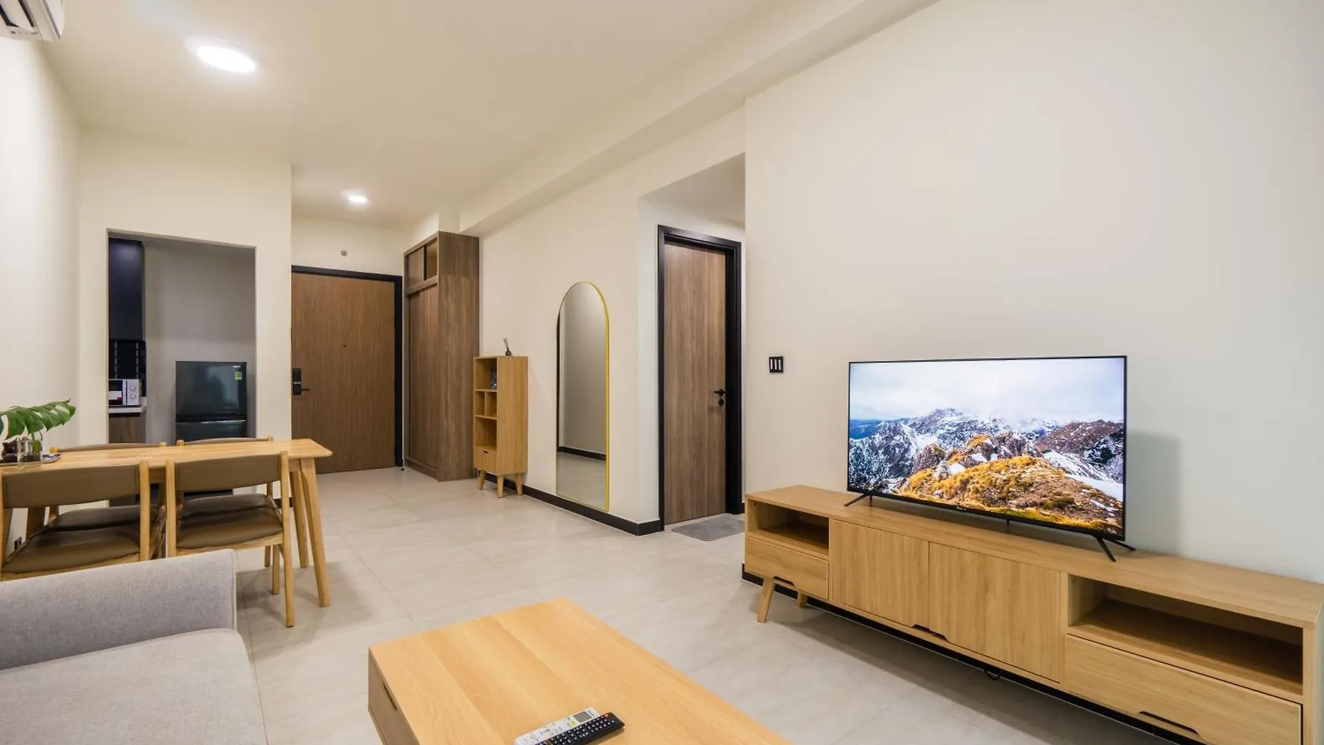 Tropical House - New Apartment At Delasol Ho Chi Minh City