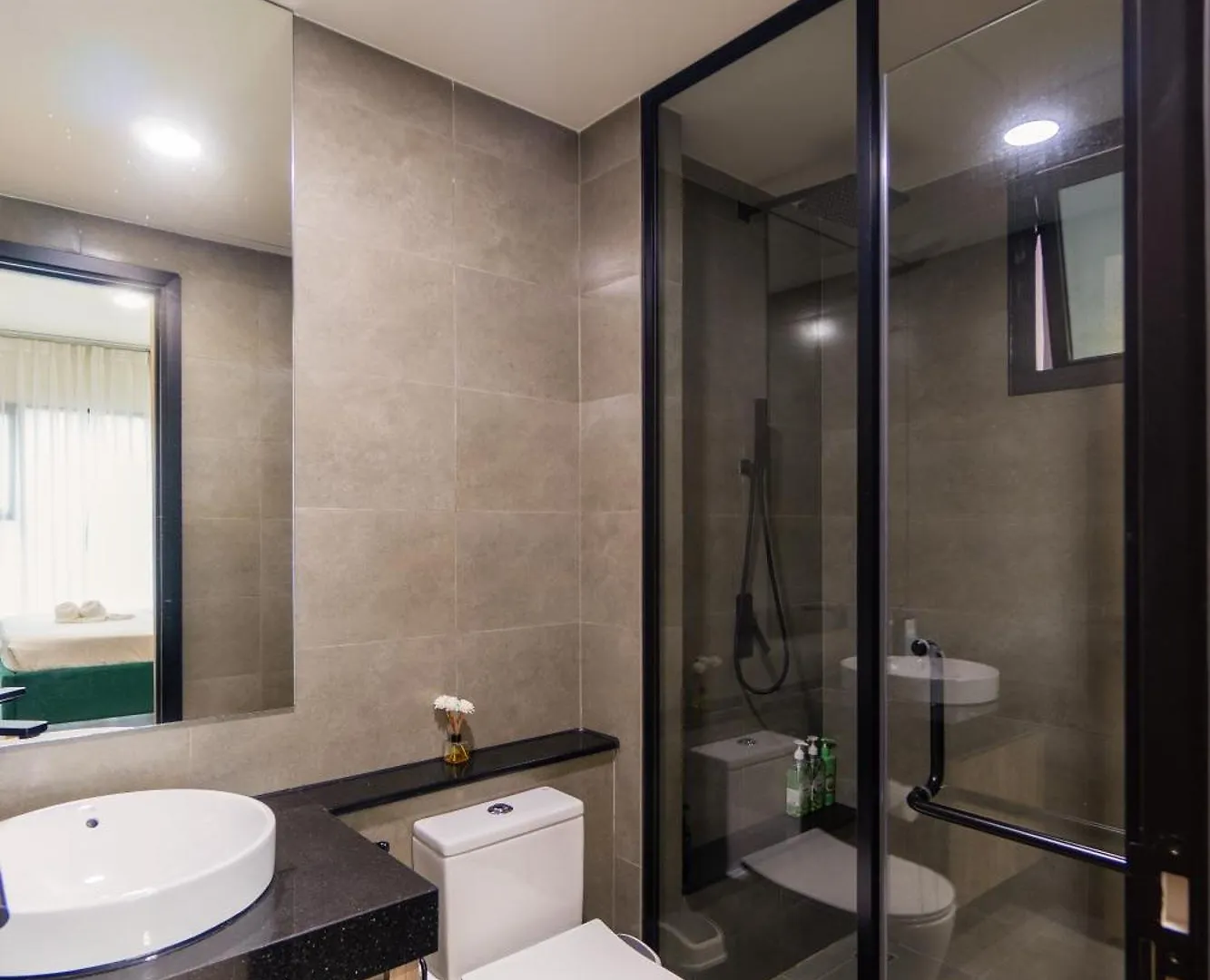 Tropical House - New Apartment At Delasol Ho Chi Minh City Vietnam