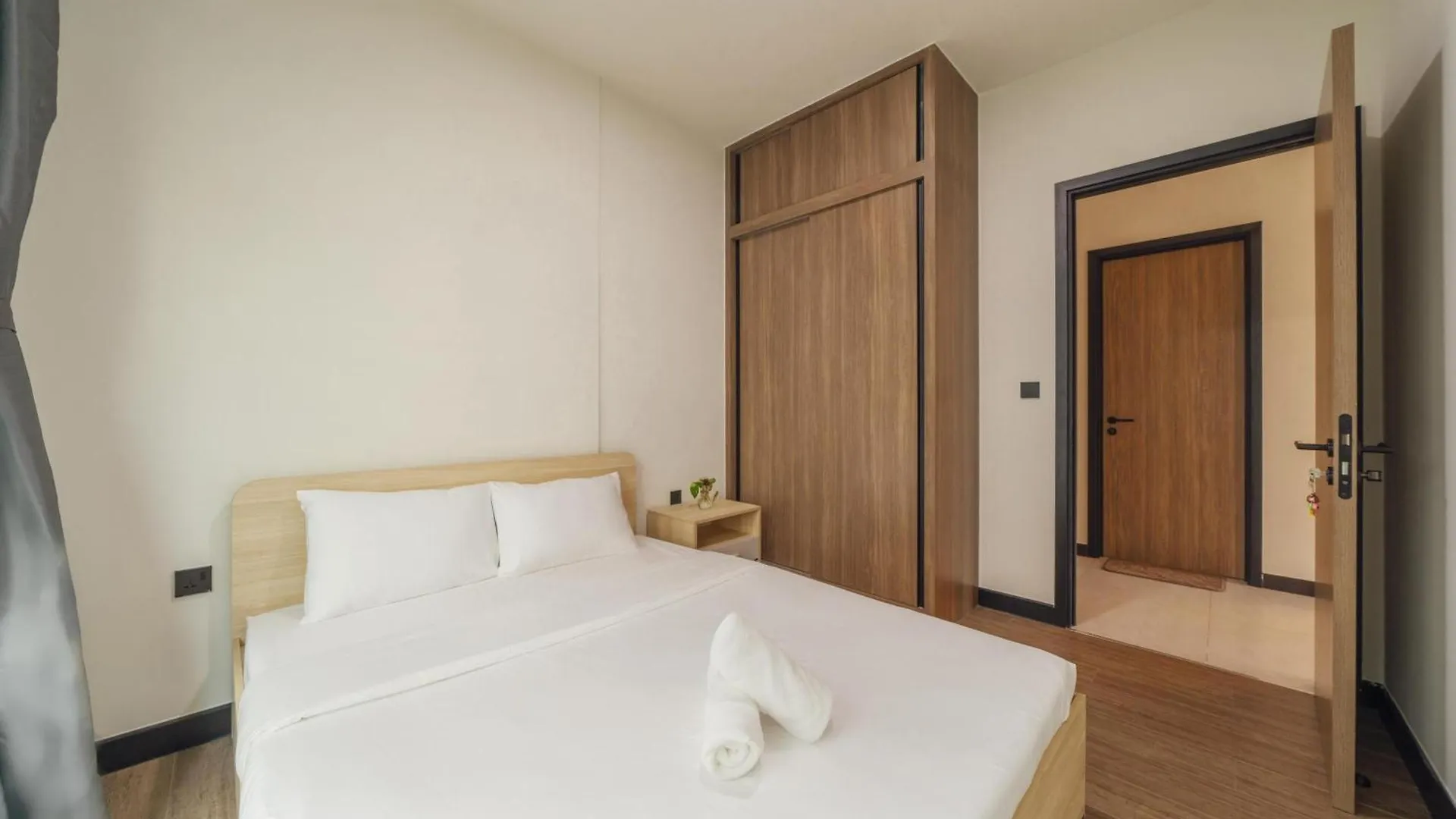 Tropical House - New Apartment At Delasol Ho Chi Minh City Vietnam