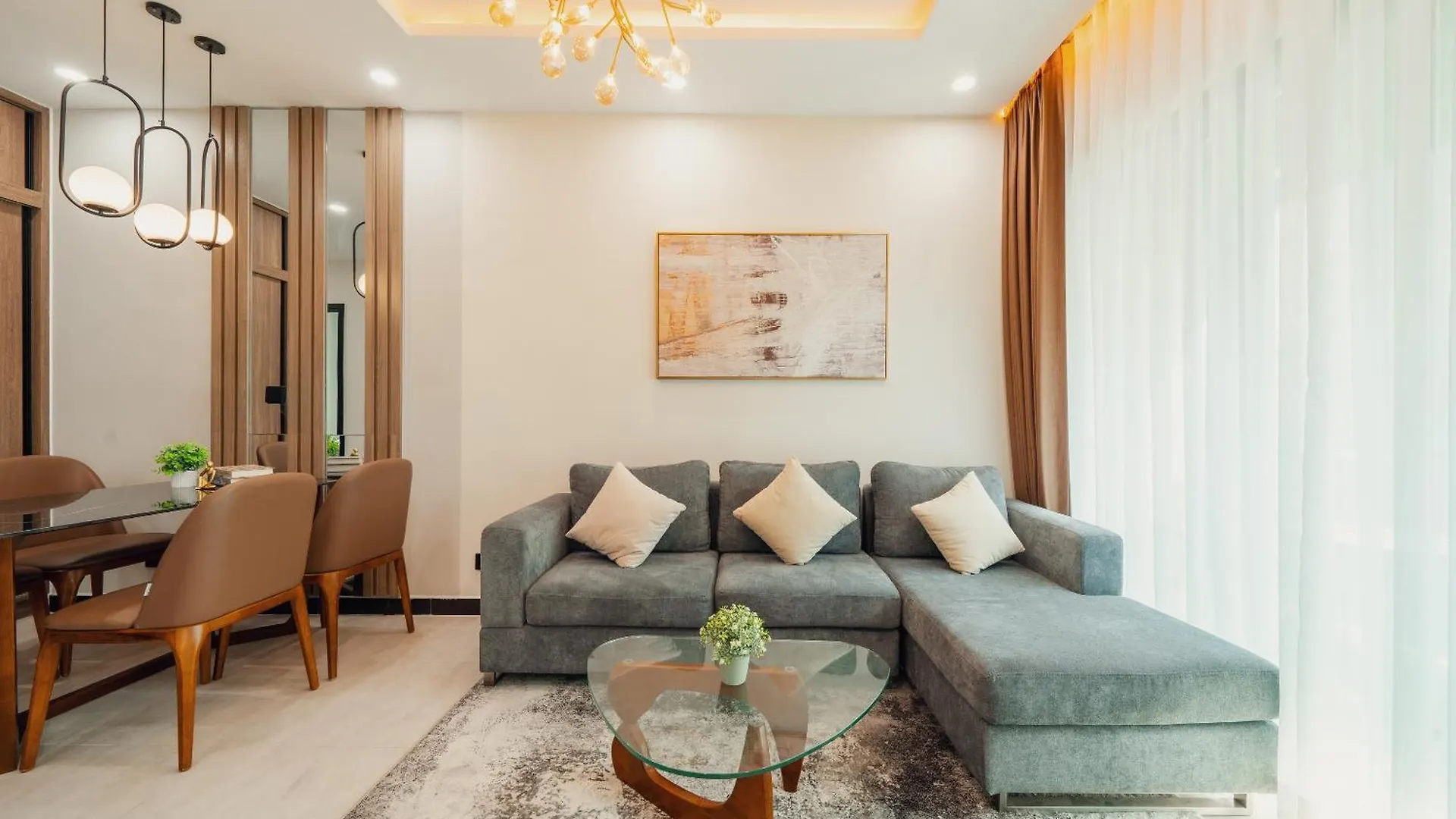 Tropical House - New Apartment At Delasol 호치민